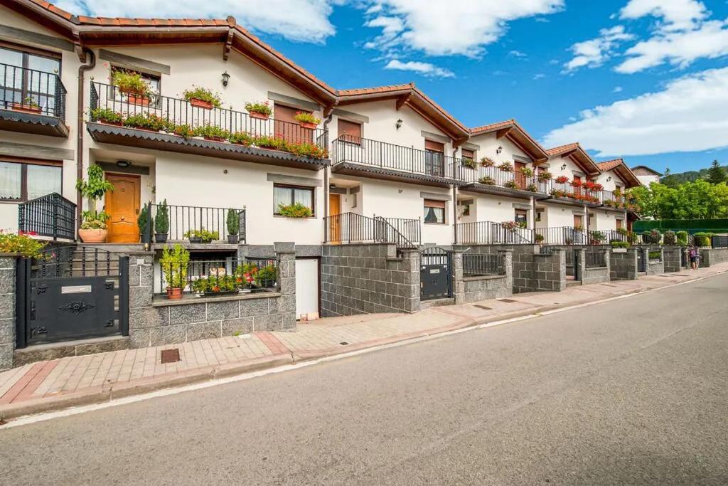 Villa Magnifica Casa Con Jardin, Bbq E Hidromasaje Leitza  Esterno foto