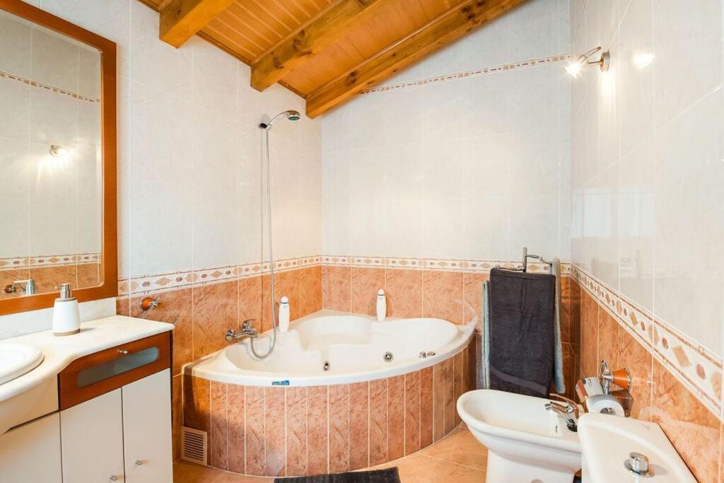 Villa Magnifica Casa Con Jardin, Bbq E Hidromasaje Leitza  Esterno foto